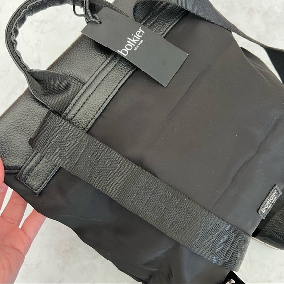 NWT BOTKIER New York Trigger Nylon Backpack Black Flap Travel Campus Bag main image 7